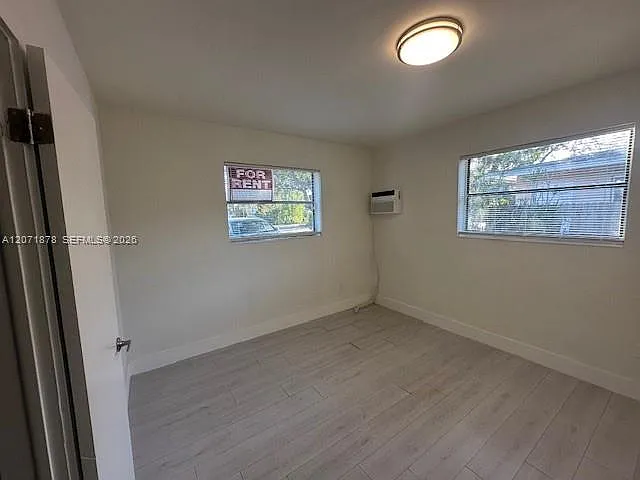 2501 NE 184th Ter #2503 — Photo 8