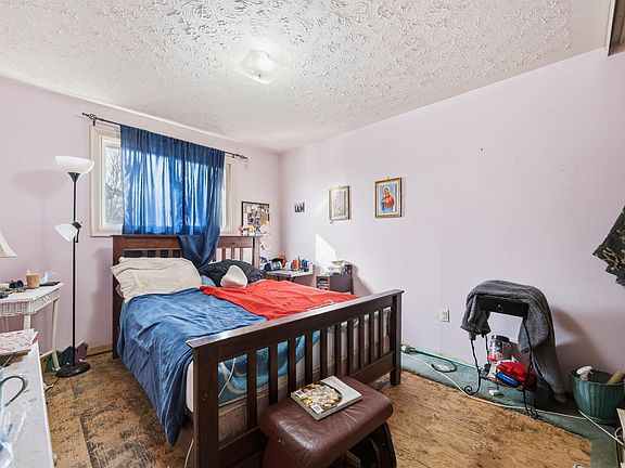 4th image of 22 Brompton Rd