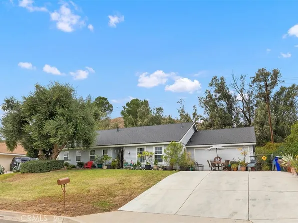 7821 Big Rock Dr, Riverside, CA 92509