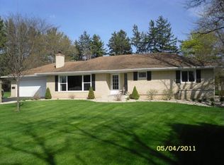 512 Laurel Hghts Dr, Delavan, WI