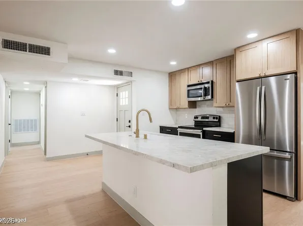 412 Gilday Ave, North Las Vegas, NV 89030