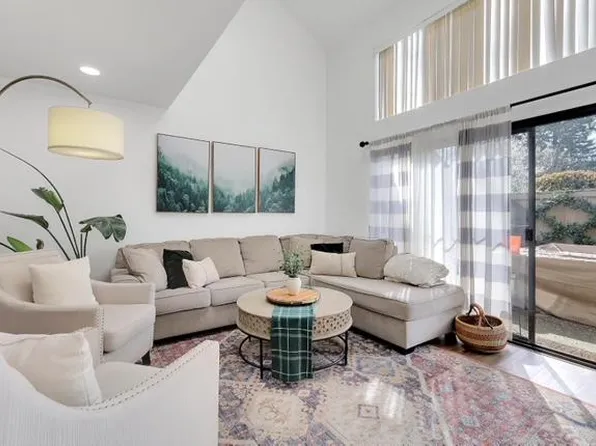 750 Lincoln Rd APT 11, Yuba City, CA 95991