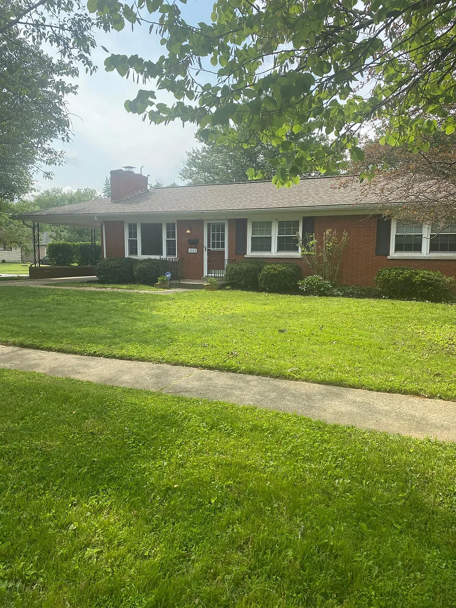 Building Photo - 3005 Klonway Dr