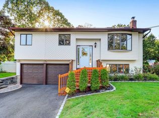 160 Joline Rd, Port Jefferson Station, NY 11776