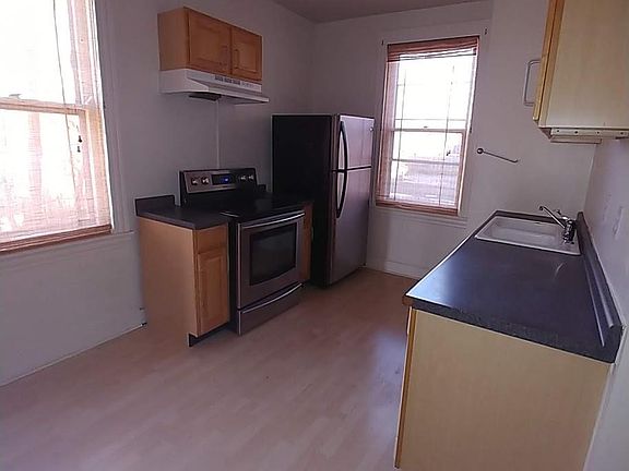 5th image of 1638 Chase Ave #2