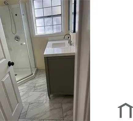3 bed, 975 sqft, $3,400 — Photo 3