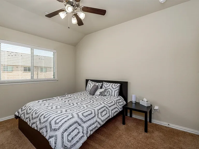 2559 Adam Ln — Photo 19