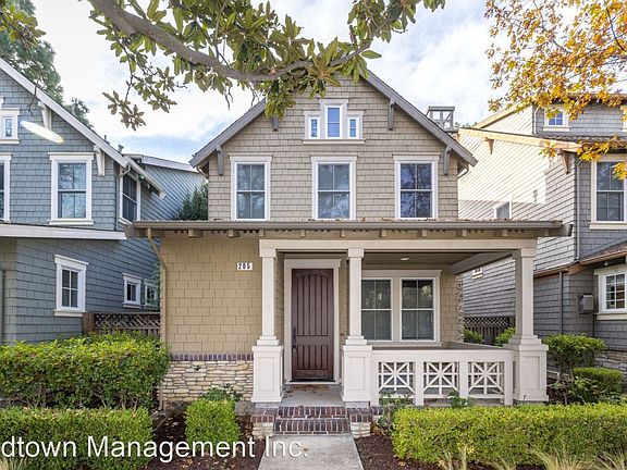 2nd image of 205 Pearl Ln