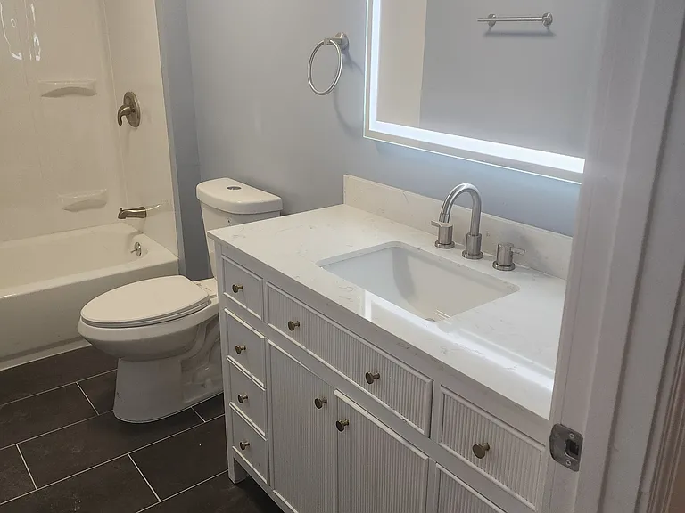 2514 Browns Ln — Photo 4