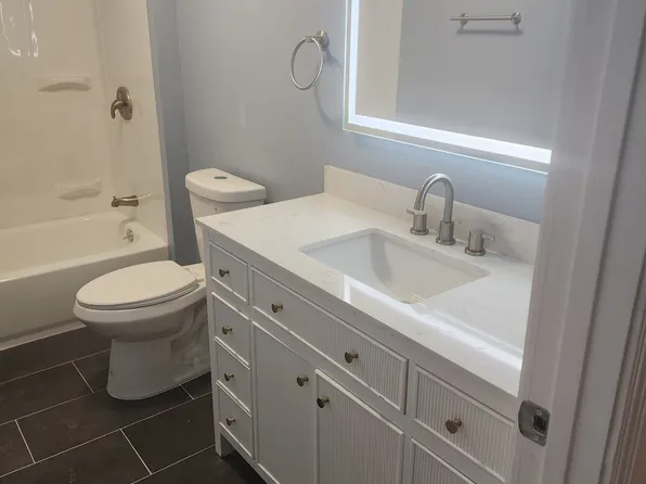 2514 Browns Ln, Louisville, KY 40220