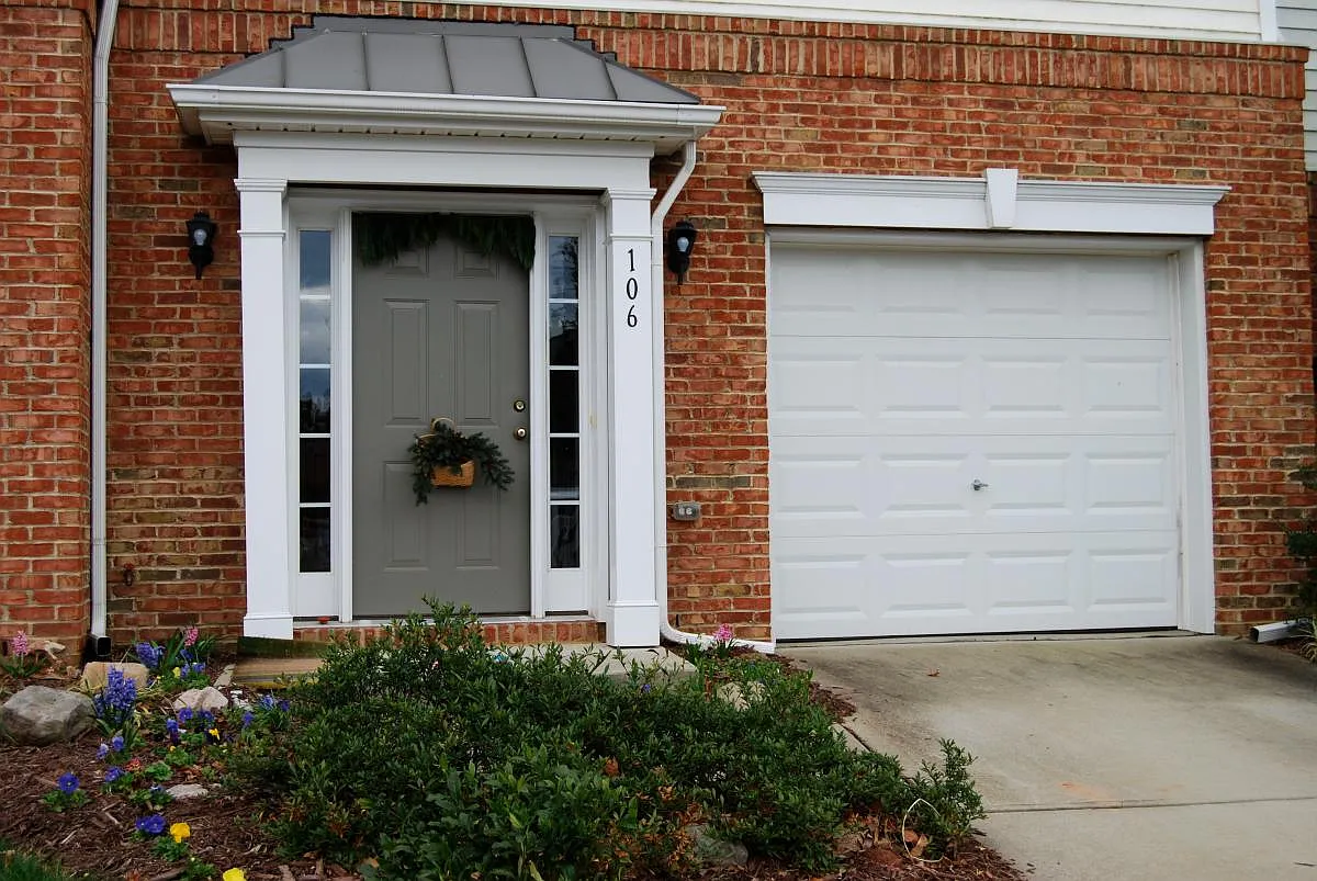 106 Chandler Chase Court — Photo 2