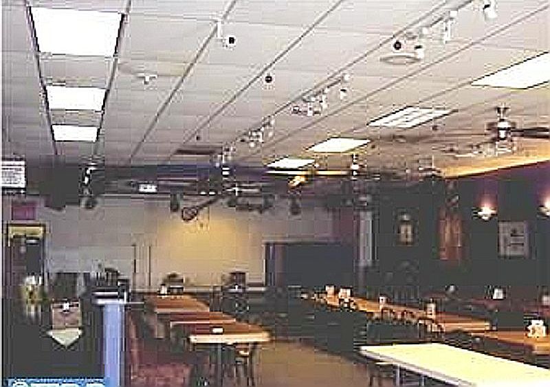 1st image of 975 N Dupont Blvd