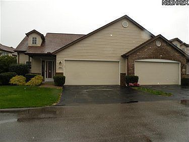 1st image of 5721 Gateway Ln #1101