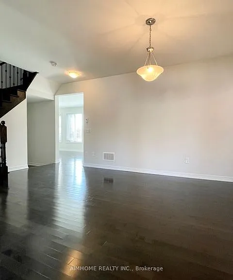 45 Philips Lake Ct — Photo 7