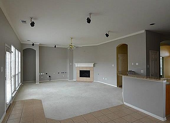4th image of 13482 Bavarian Dr