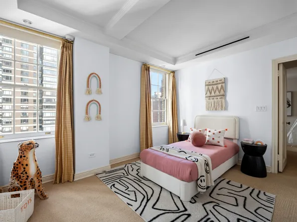 447 East 57th Street image 12 of 16