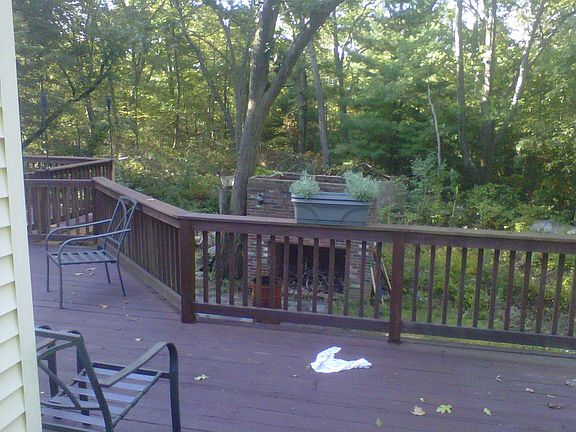 deck & backyard