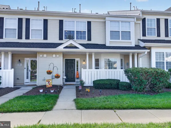 303 Brookfield Dr, Jackson, NJ 08527