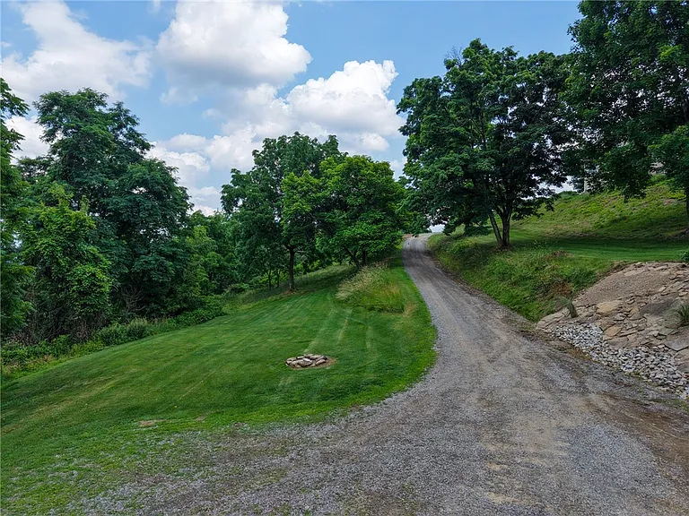 4465 Mount Troy Road Ext #1 — Photo 36
