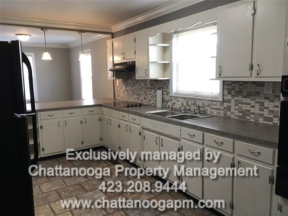 4th image of 5016 Carolyn Ln