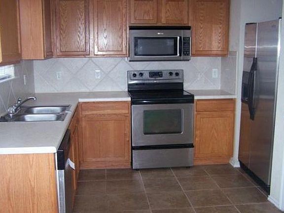 5th image of 4605 Donegal Bay Ct