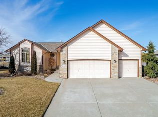 2549 N Fieldstone St, Andover, KS 67002