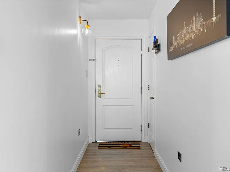 1020 15th St #29B — Photo 2