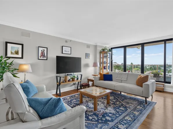 225 Belleville St #710, Victoria, BC V8V 4T9