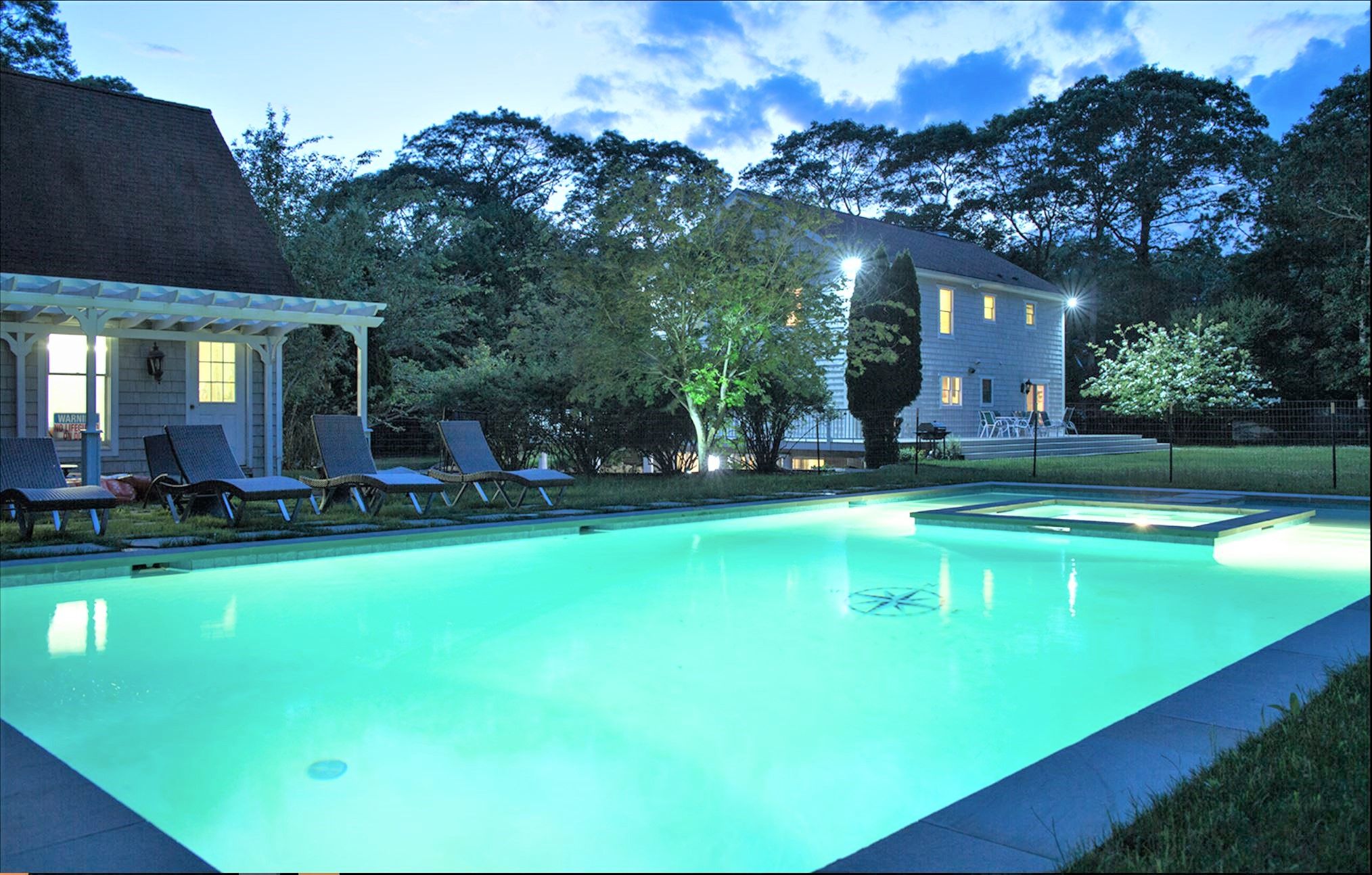 344 Accabonac Rd, East Hampton, NY 11937 Out East