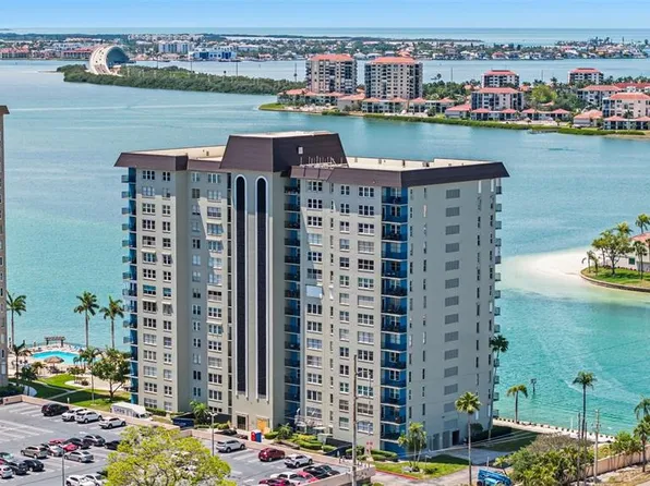 5220 Brittany Dr S APT 901, Saint Petersburg, FL 33715