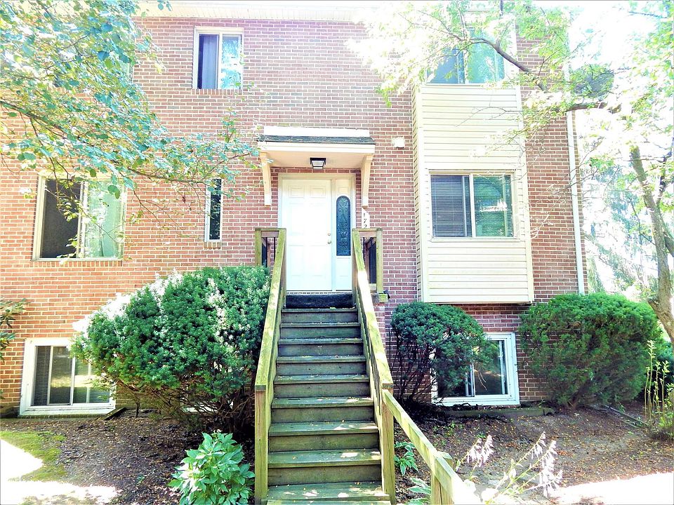 1st image of 1728 Donlee Dr #1728