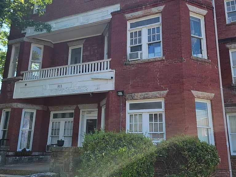 811 Walker Ave — Photo 3