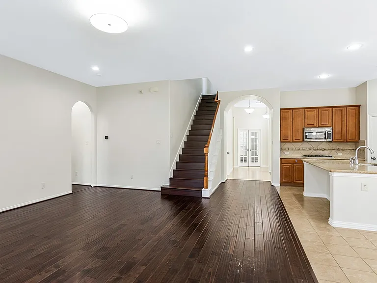 24322 Bella Florence Dr — Photo 18