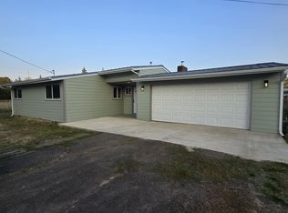 38836 Christopher Way, Lebanon, OR 97355