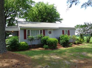 809 E Church St, Roxobel, NC 27872