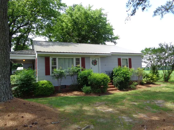 809 E Church St, Roxobel, NC 27872