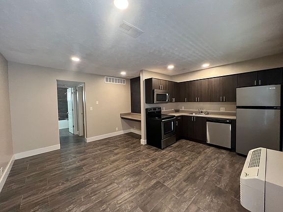 3rd image of 511 S 31st St #202-A525