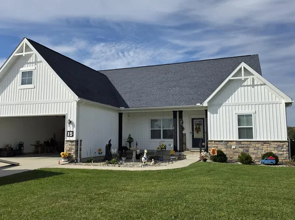 15 Cascade Ln, Delta, OH 43515