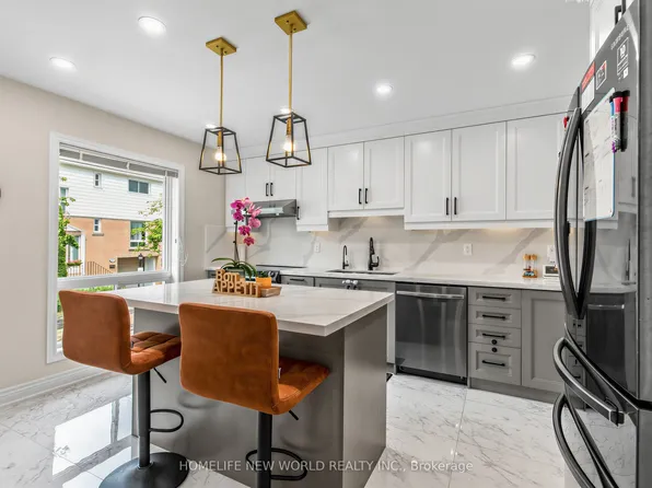 19 Liszt Gate #306, Toronto, ON M2H 1G6