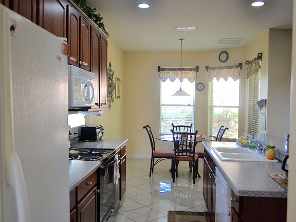 4th image of 3009 Twinleaf Ave
