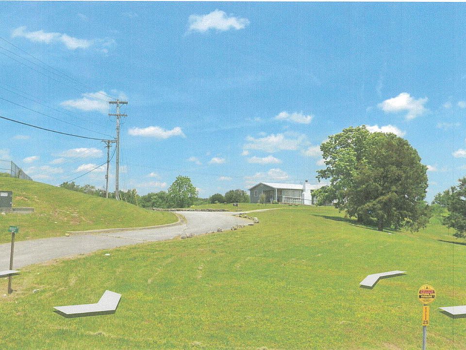 2nd image of 375 Birch Rd