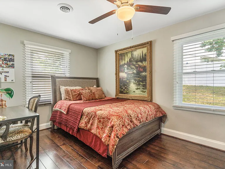 7828 Citadel Dr — Photo 25
