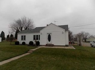 121 Walnut St, Pleasant Hill, OH 45359