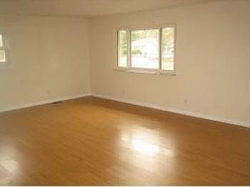 4th image of 203 Circleview Dr