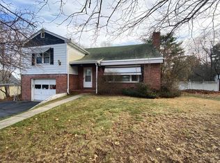 75 Crestview Dr, Portland, ME 04103