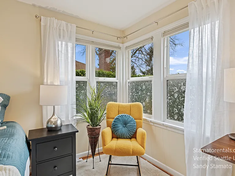 A comfortable seating area provides a welcome place to step away from work, recharge, and unwind.