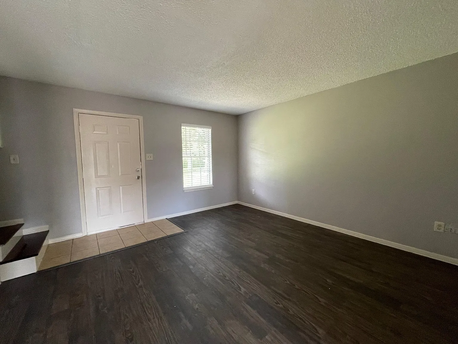 200 S Anderson St — Photo 4