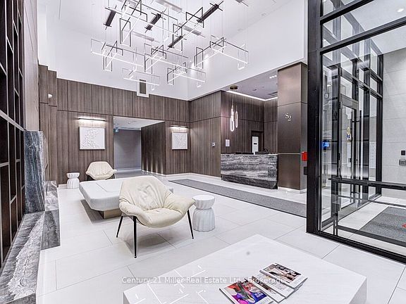 3rd image of 1035 Southdown Rd #Penthouse 1910