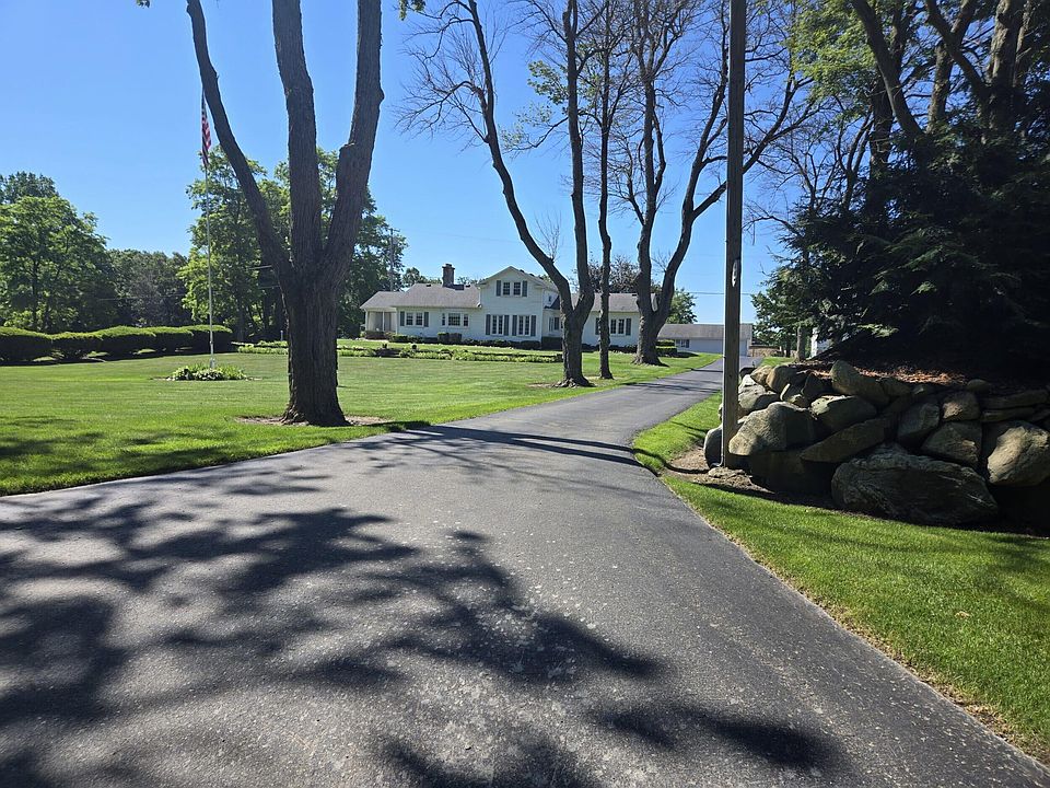 1st image of 3371 Noble Rd