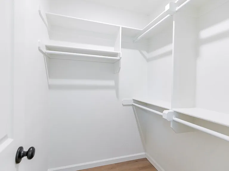 1802 S 14th Pl — Photo 13